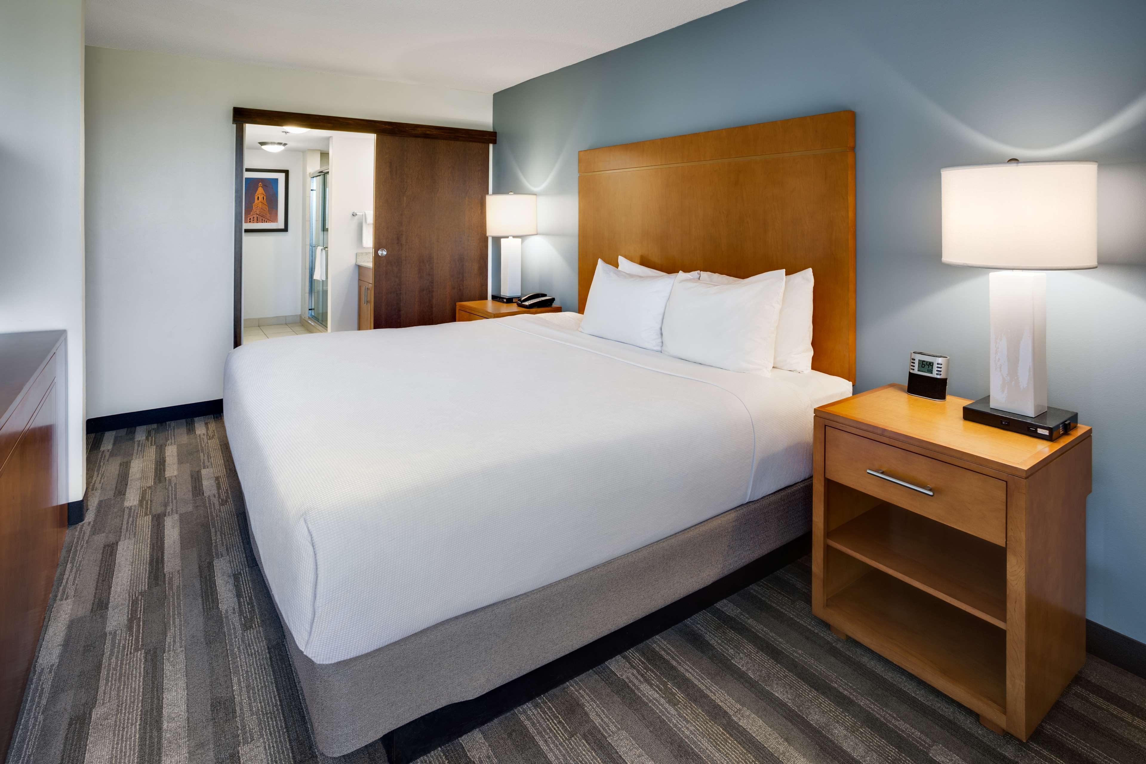 Hyatt House Hartford North/Windsor Hotel Buitenkant foto