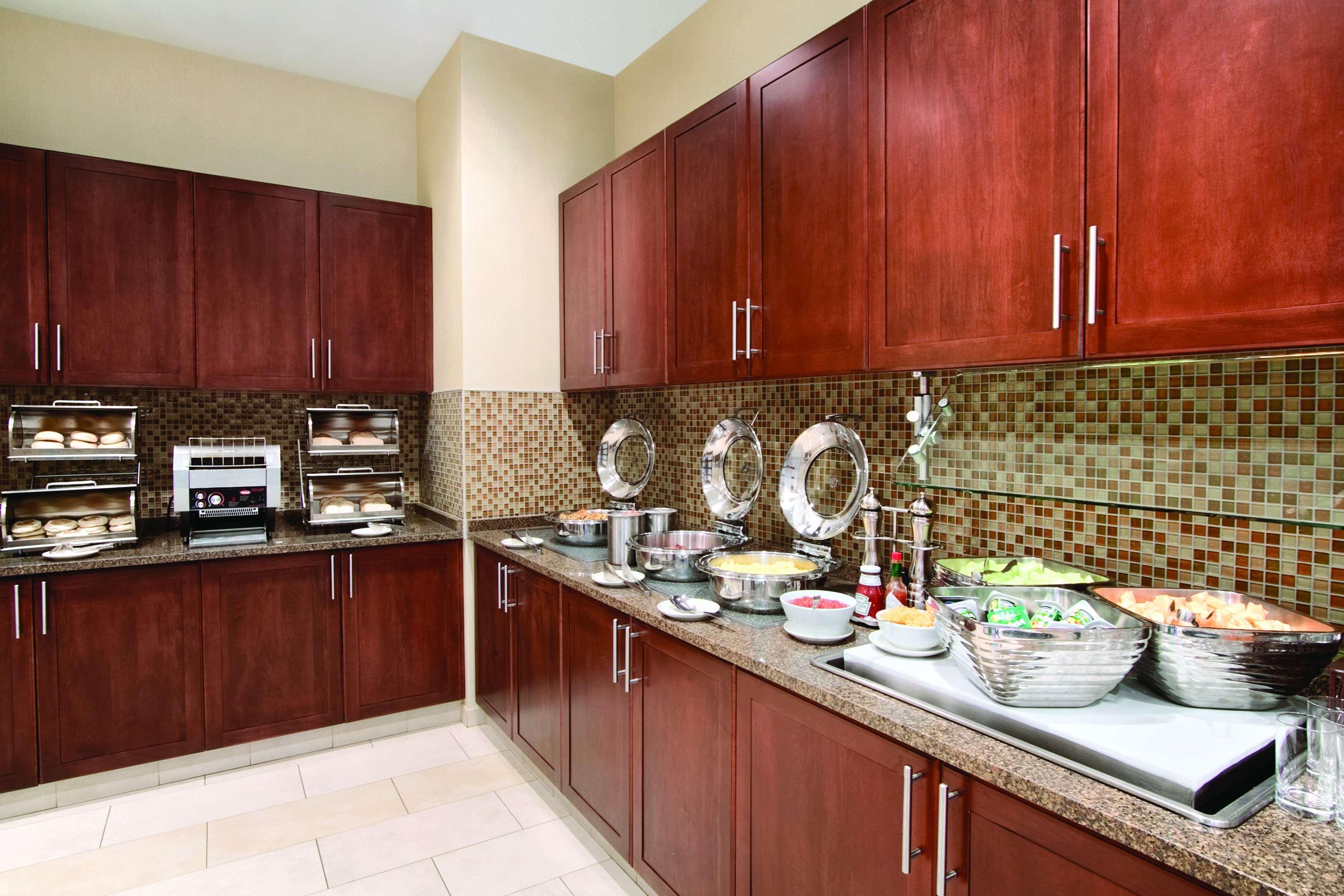 Hyatt House Hartford North/Windsor Hotel Buitenkant foto