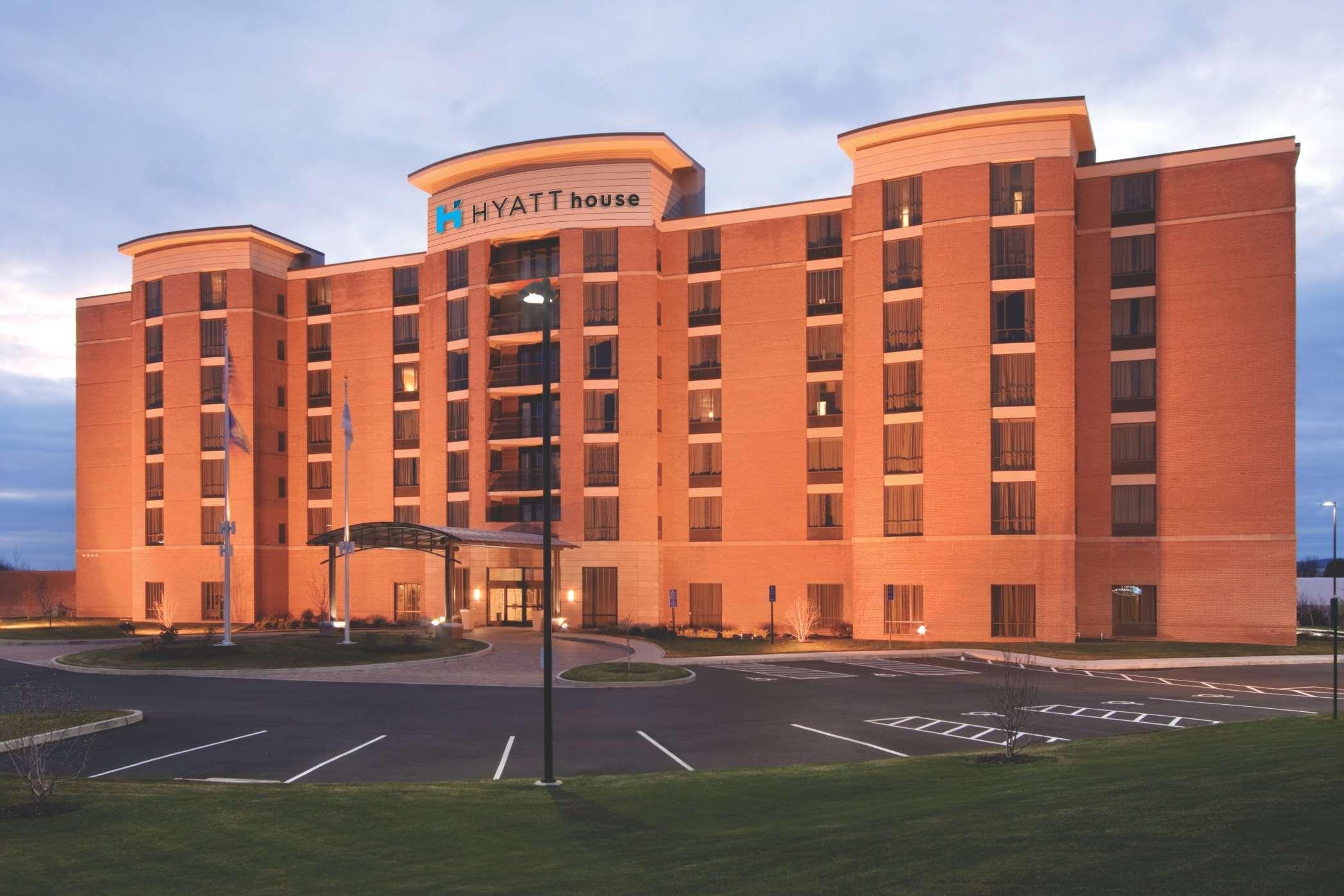 Hyatt House Hartford North/Windsor Hotel Buitenkant foto