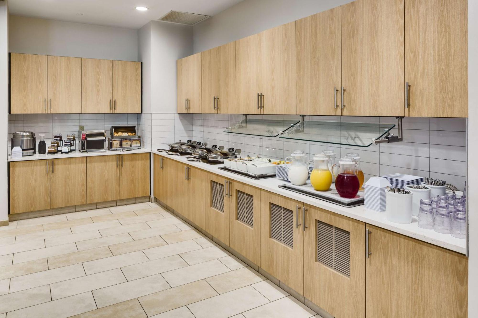 Hyatt House Hartford North/Windsor Hotel Buitenkant foto